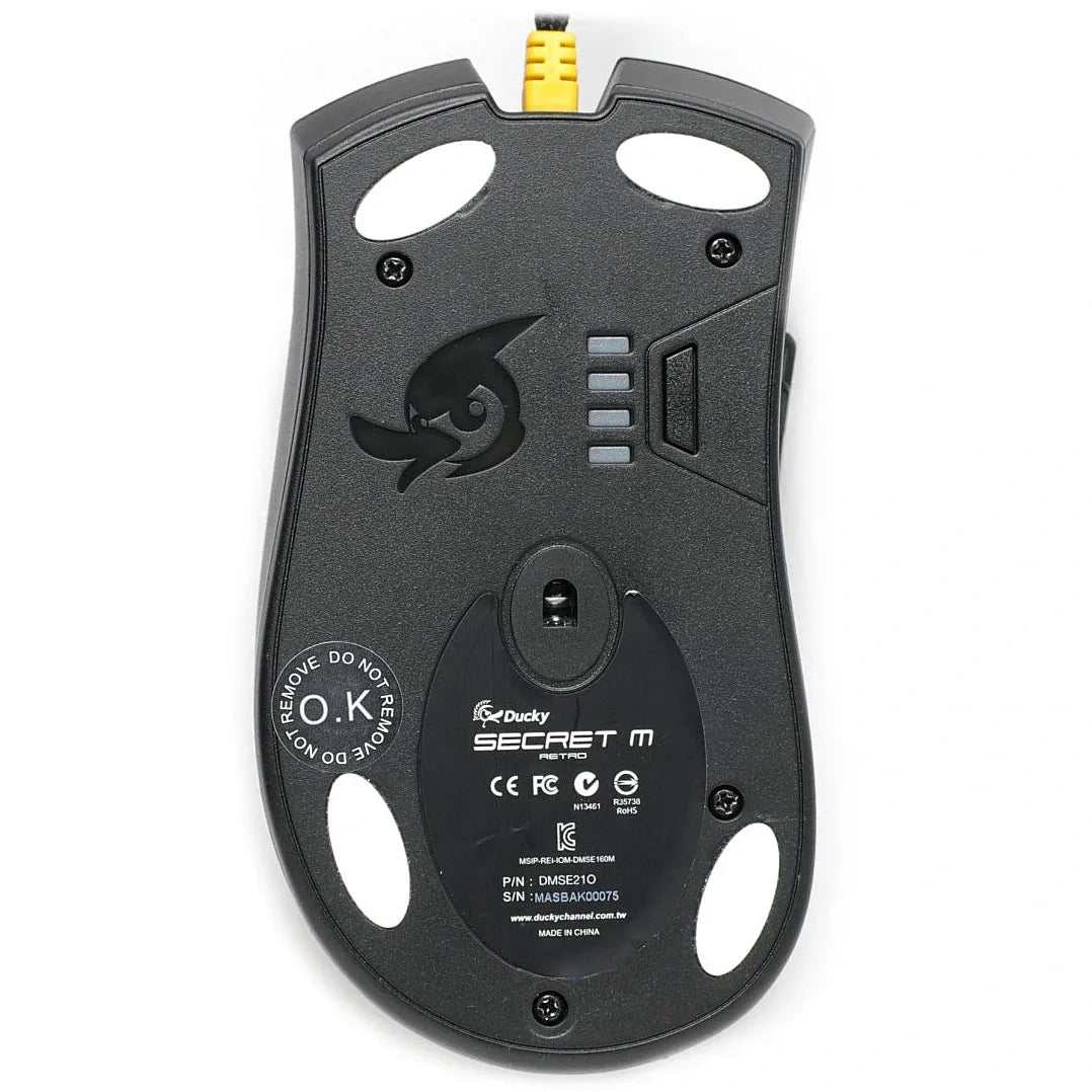 Ducky Mouse Secret M Retro PBT body mouse - PixArt sensor; Omron switches; 16000 DPI.