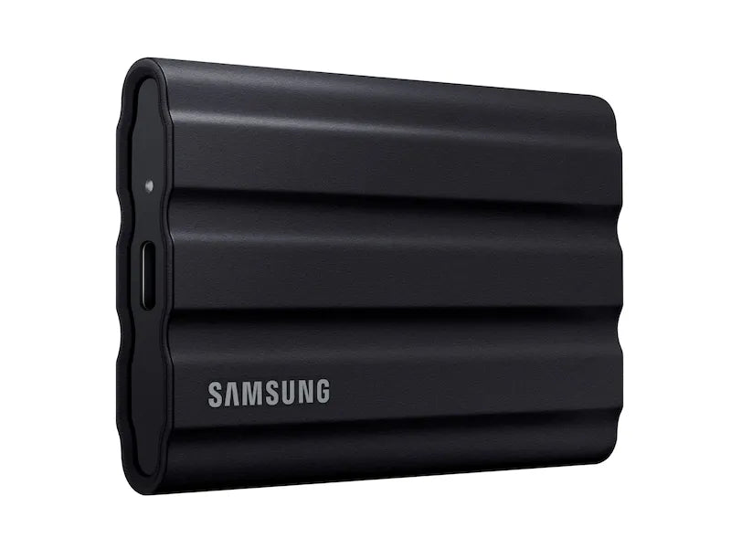 Samsung MU-PE4T0S T7 Shield Portable SSD 4 TB; Transfer speed up to 1050 MB/s; USB 3.2 (Gen2; 10Gbps) backwards compatible; AES