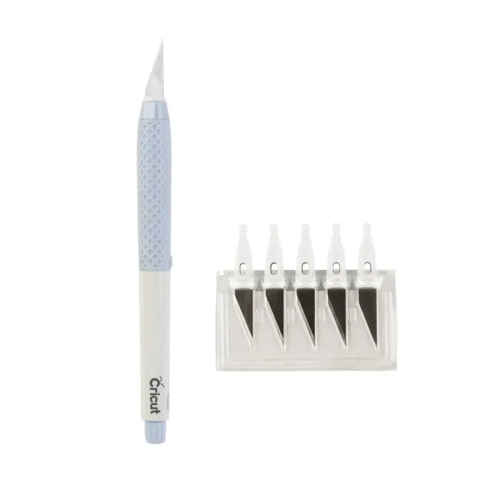 2004843 - Cricut TrueControl Knife Kit (Blue) with 5x spare blades .