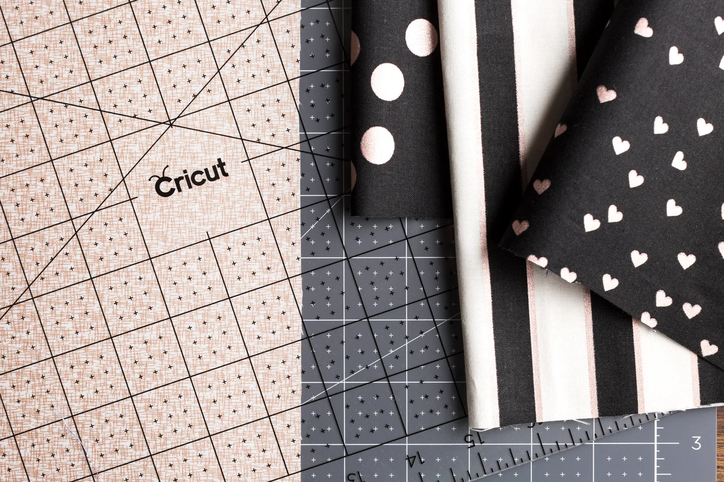 2004716 - Cricut Self-Healing Cutting Mat (30x30cm) .