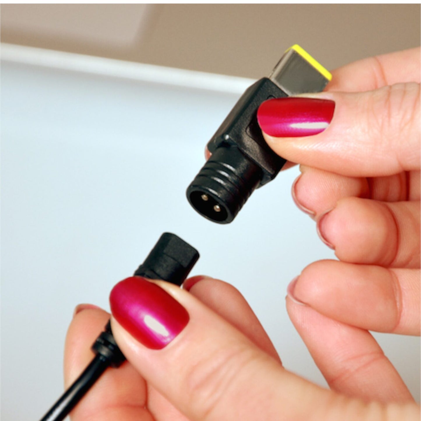 Port Connect 90W Notebook Adapter Universal - Black